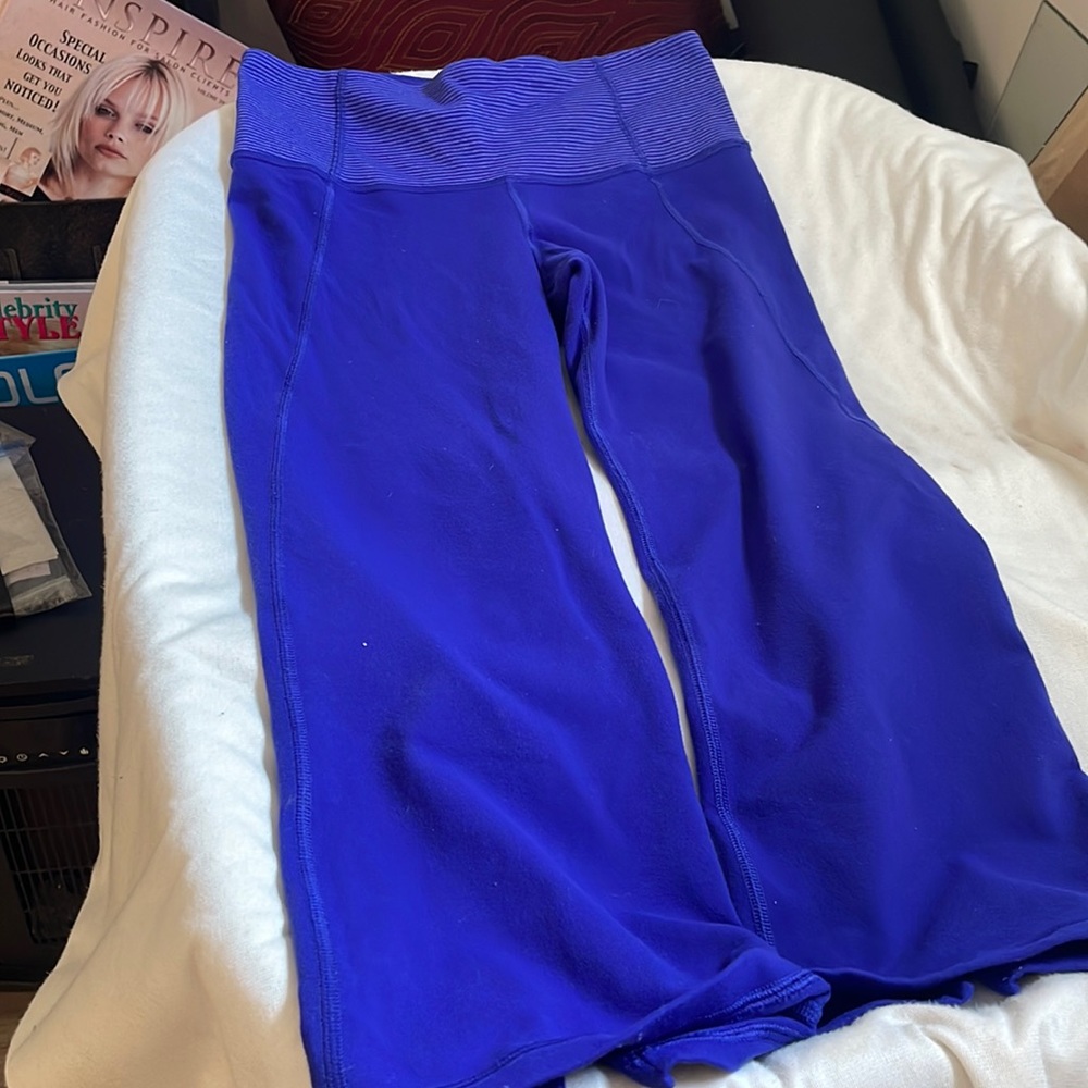 Lululemon crops
